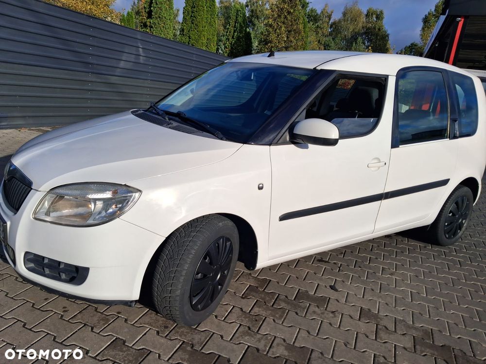 Skoda Roomster 2008 photo 2
