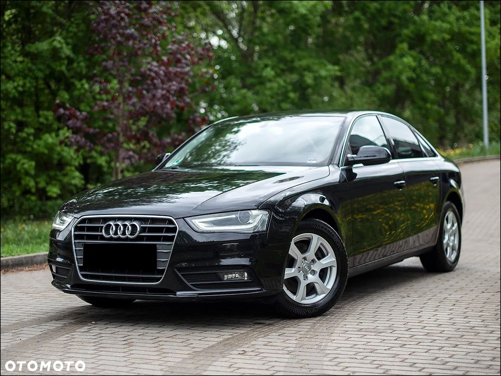 Audi A4 Limousine - 1