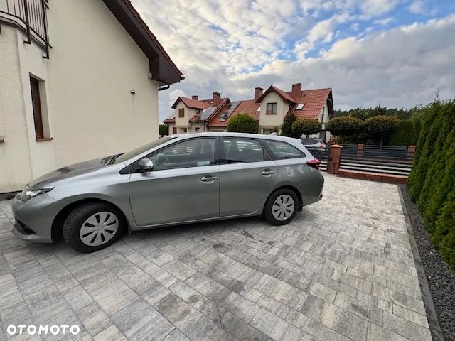 Toyota Auris 1.6 Active - 3
