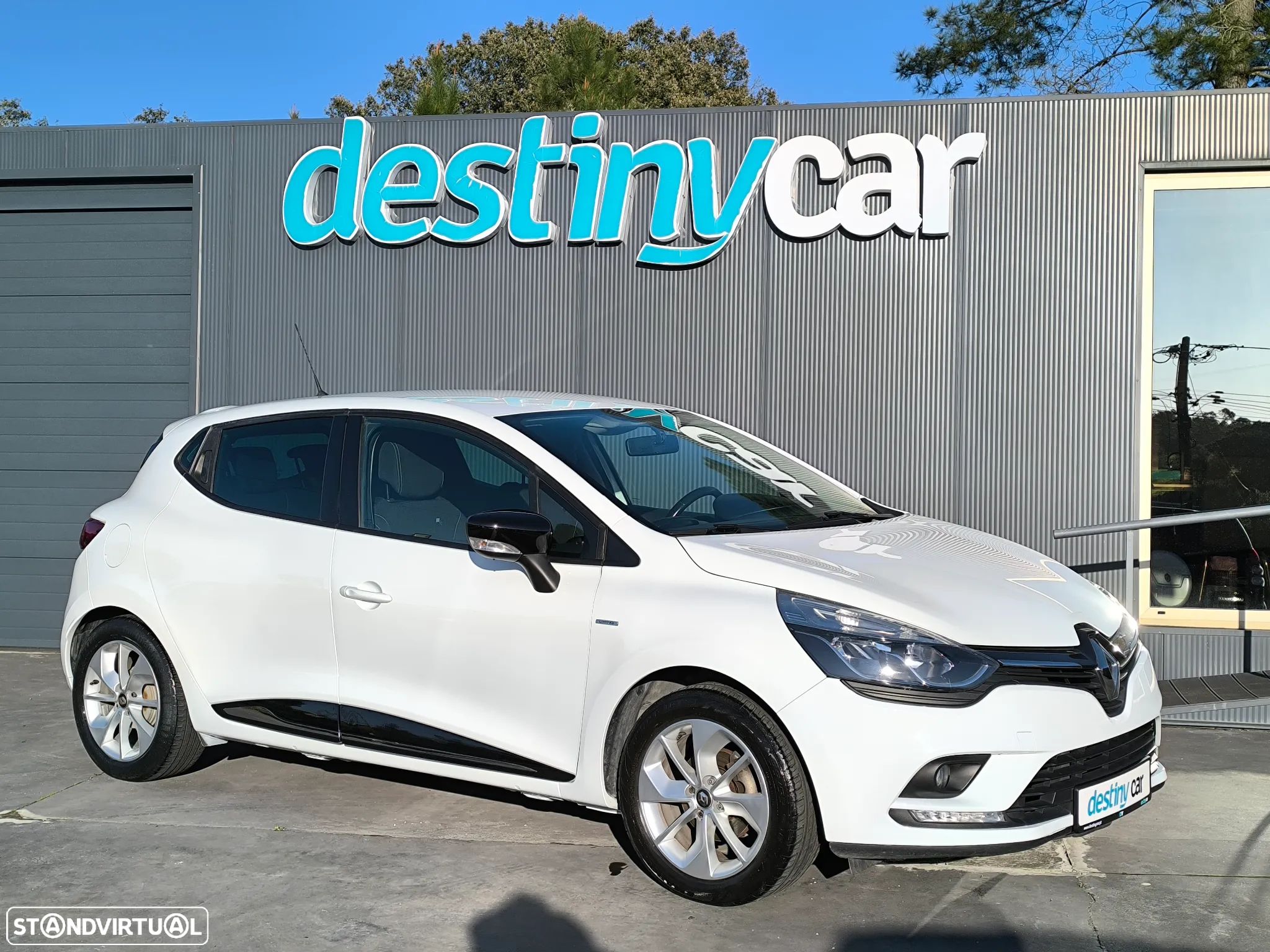 Renault Clio 0.9 TCe Limited Edition - 1