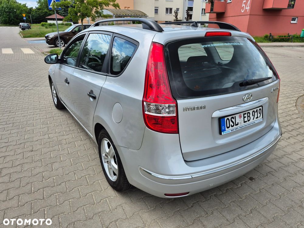 Hyundai i30 i30cw 1.6 Edition Plus - 4