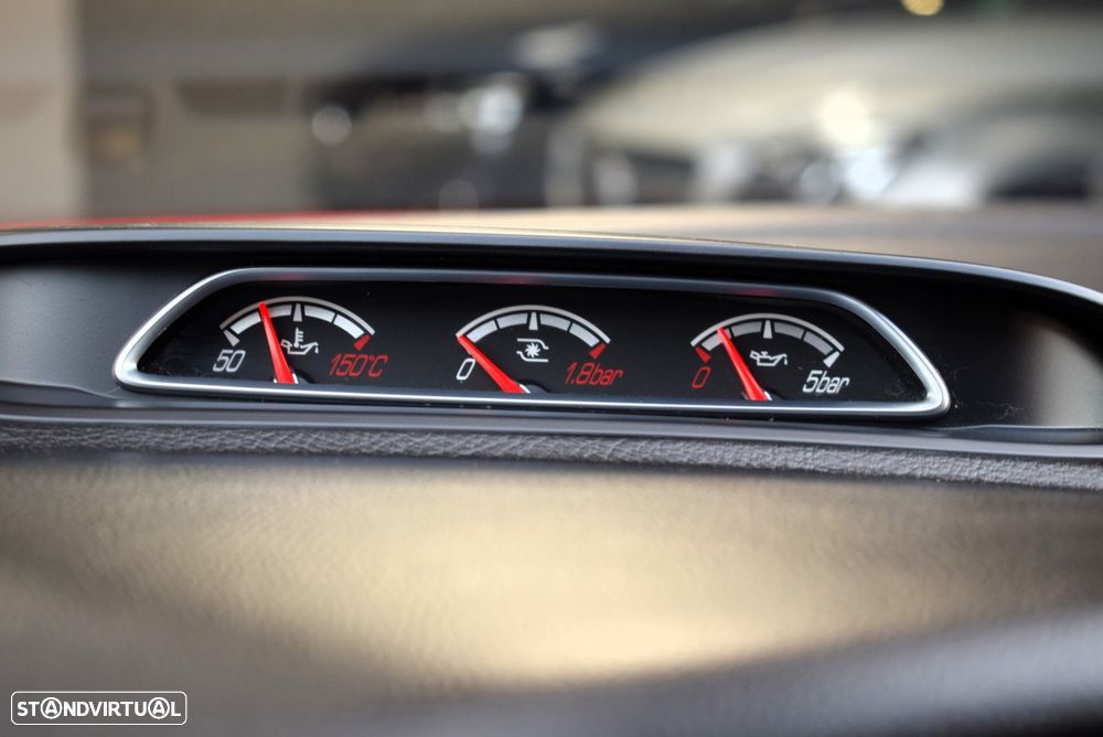 Ford Focus SW 2.0 EcoBoost ST - 22