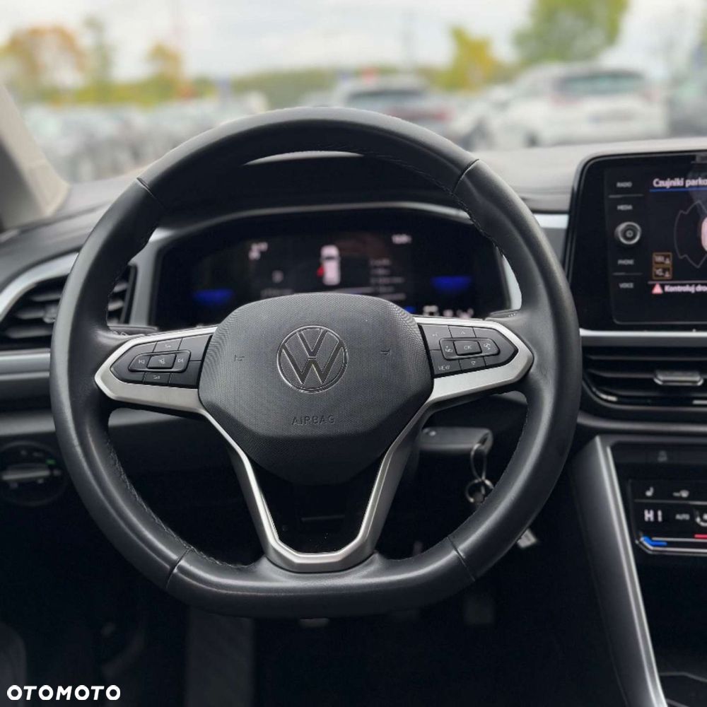 Volkswagen T-Roc - 22