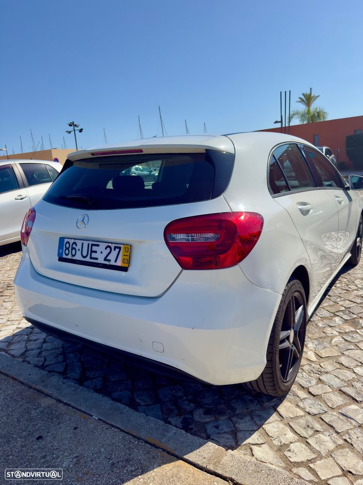 Mercedes-Benz A 180 CDI (BlueEFFICIENCY) - 13