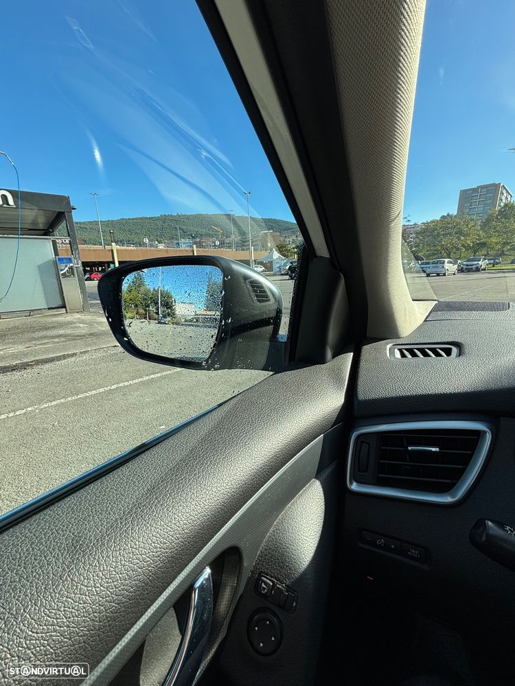 Nissan Qashqai 1.5 dCi N-Connecta Led - 15