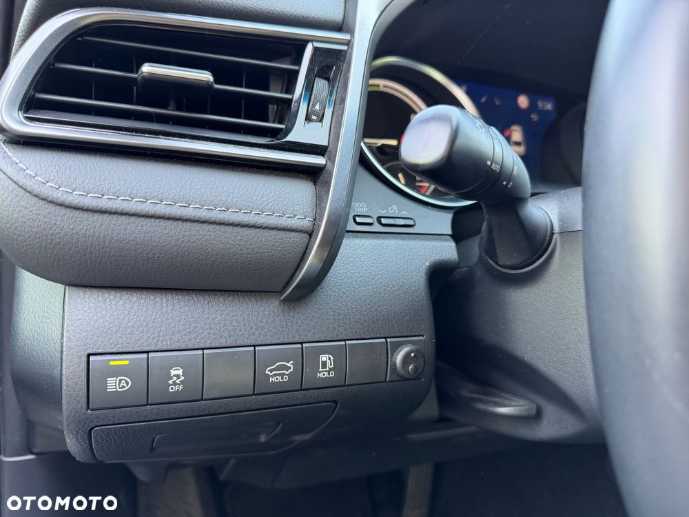 Toyota Camry 2.5 Hybrid Prestige CVT - 20