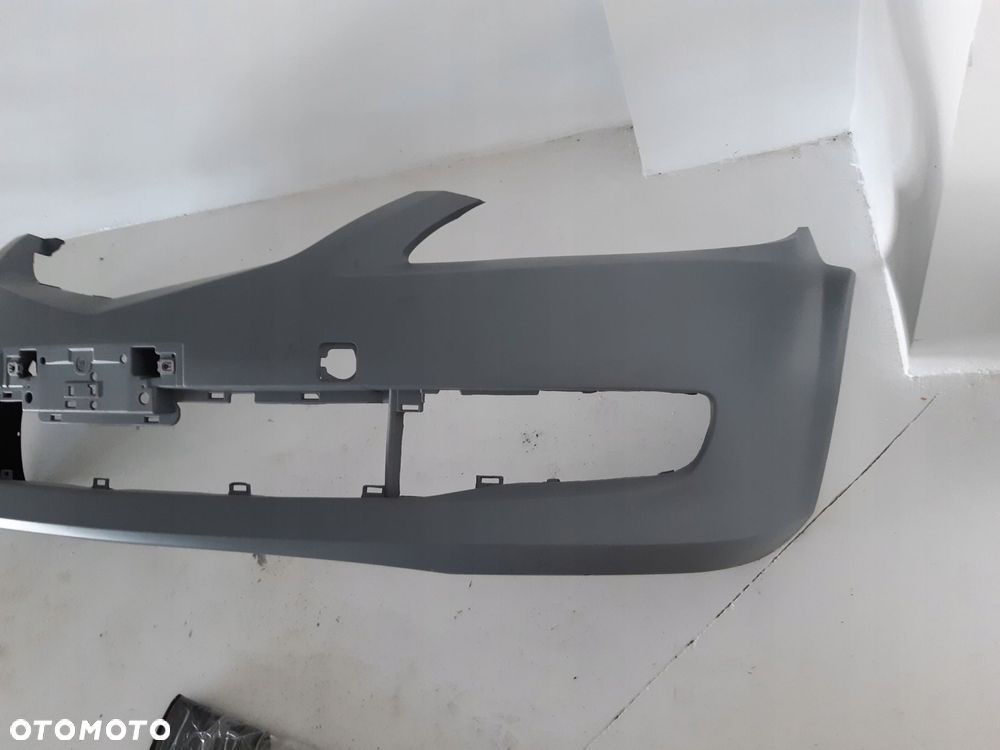 Mazda 3 zderzak przód 2003- 2006 - 3