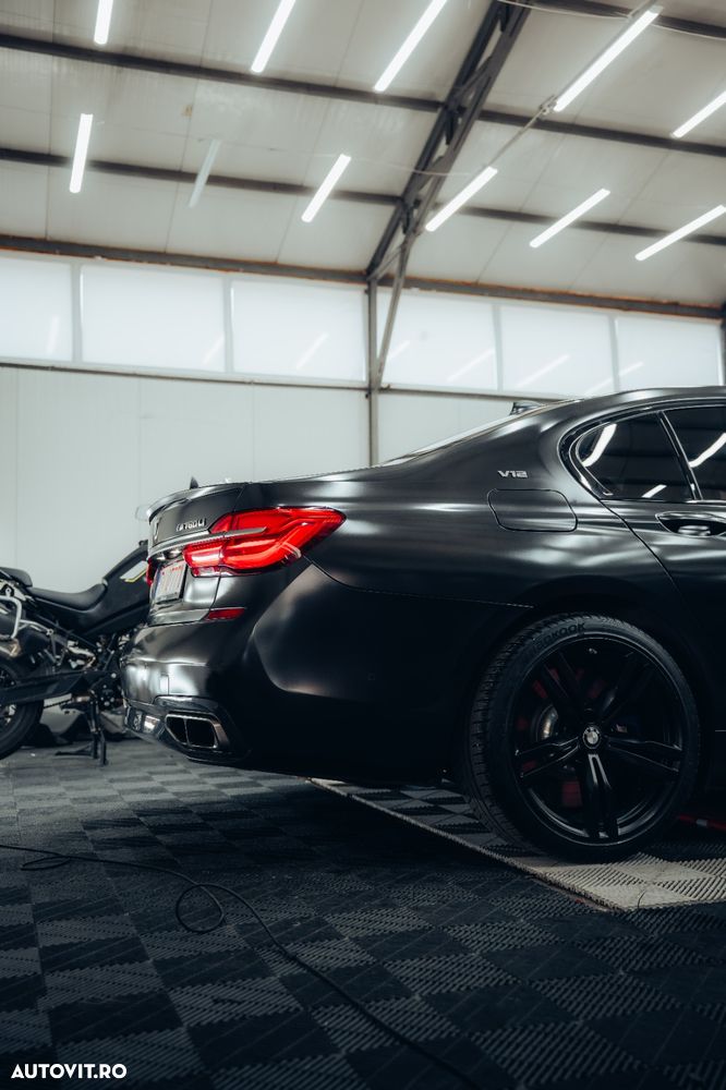 BMW M7 M760Li xDrive - 5
