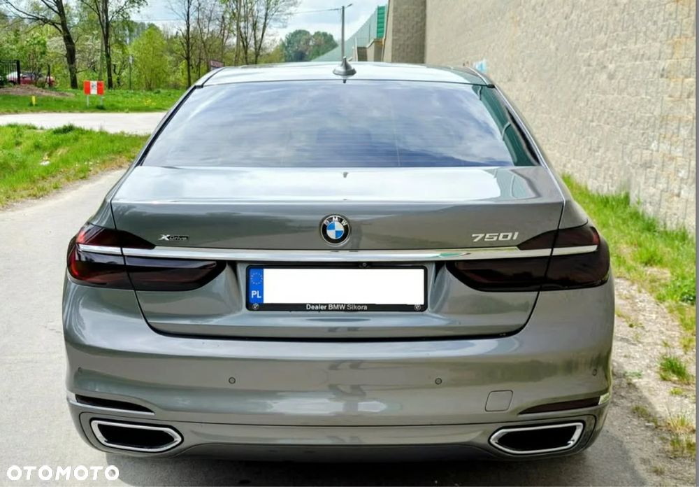BMW Seria 7 - 2