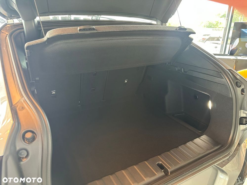 BMW iX2 eDrive20 66.5kWh M Sport Edition - 23