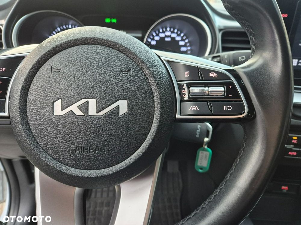Kia Ceed 1.5 T-GDI M - 25