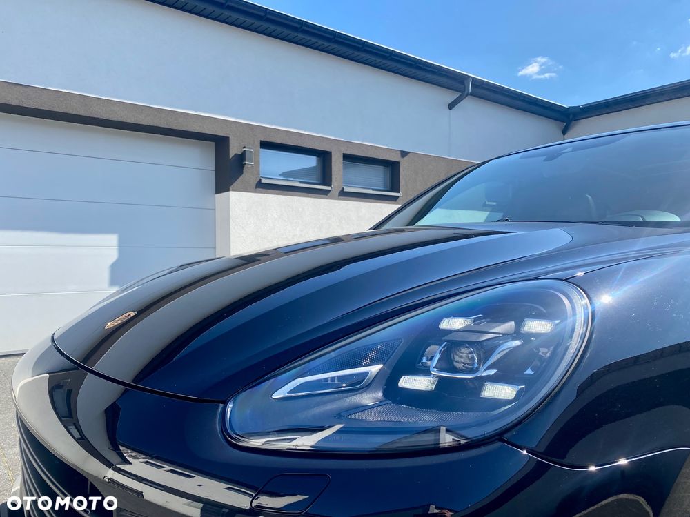Porsche Cayenne GTS - 19