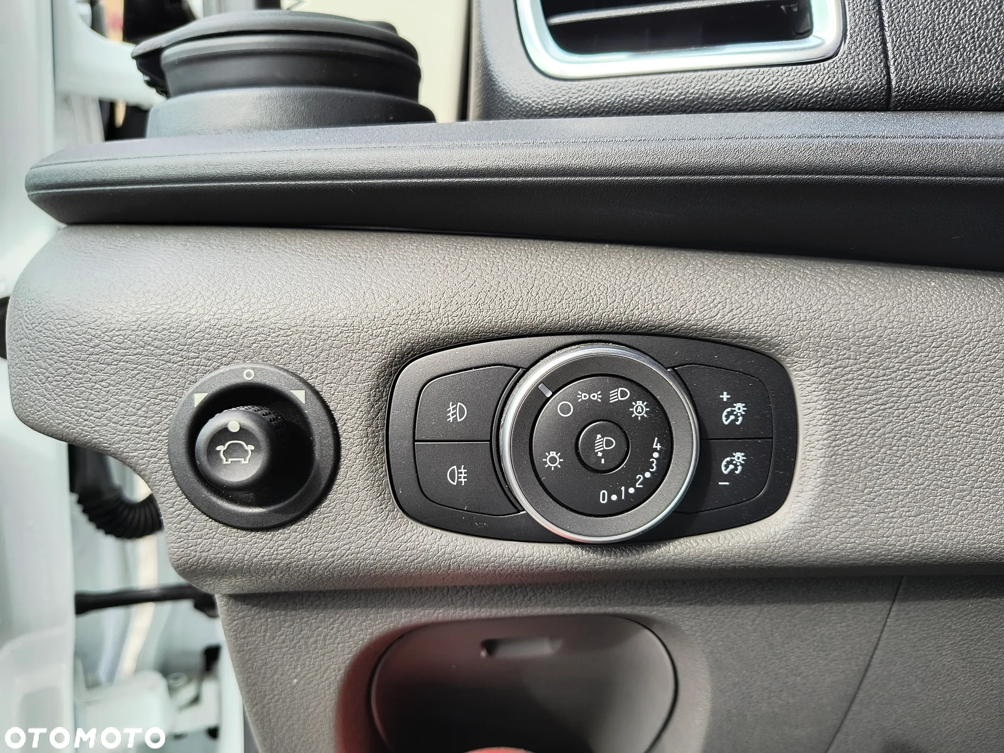 Ford Transit - 14
