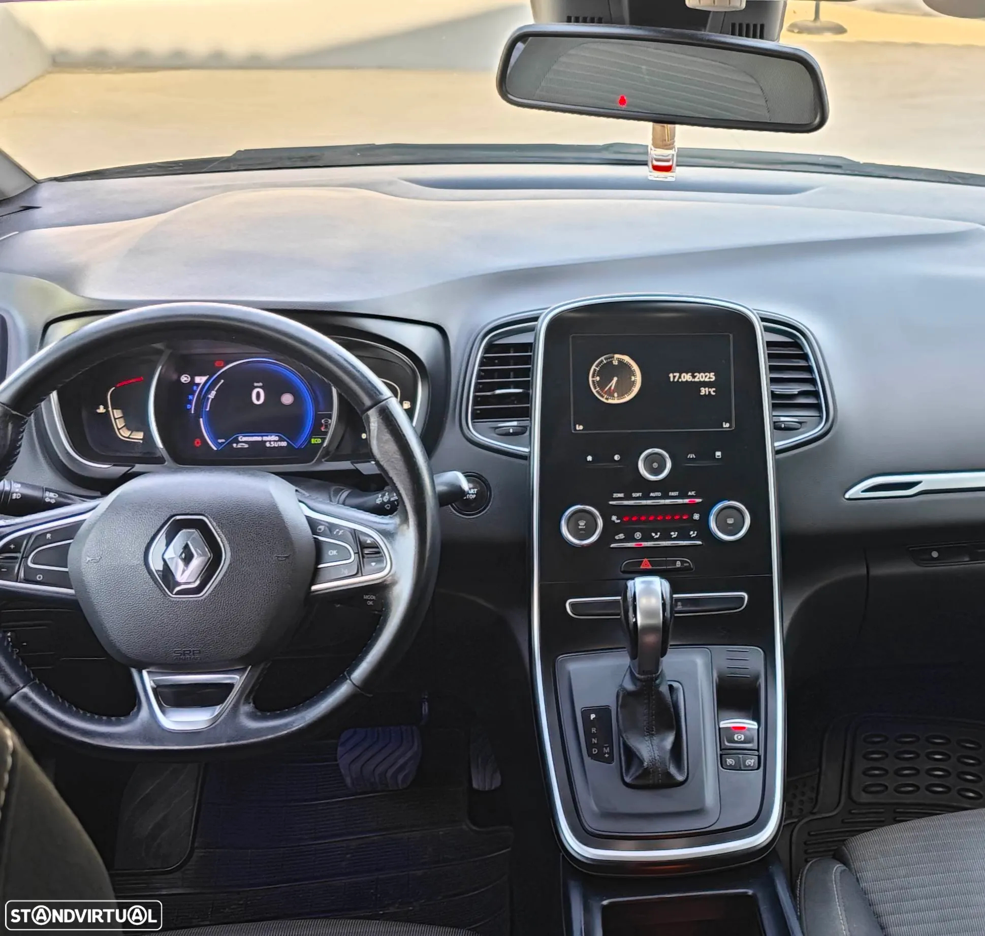 Renault Grand Scénic - 5