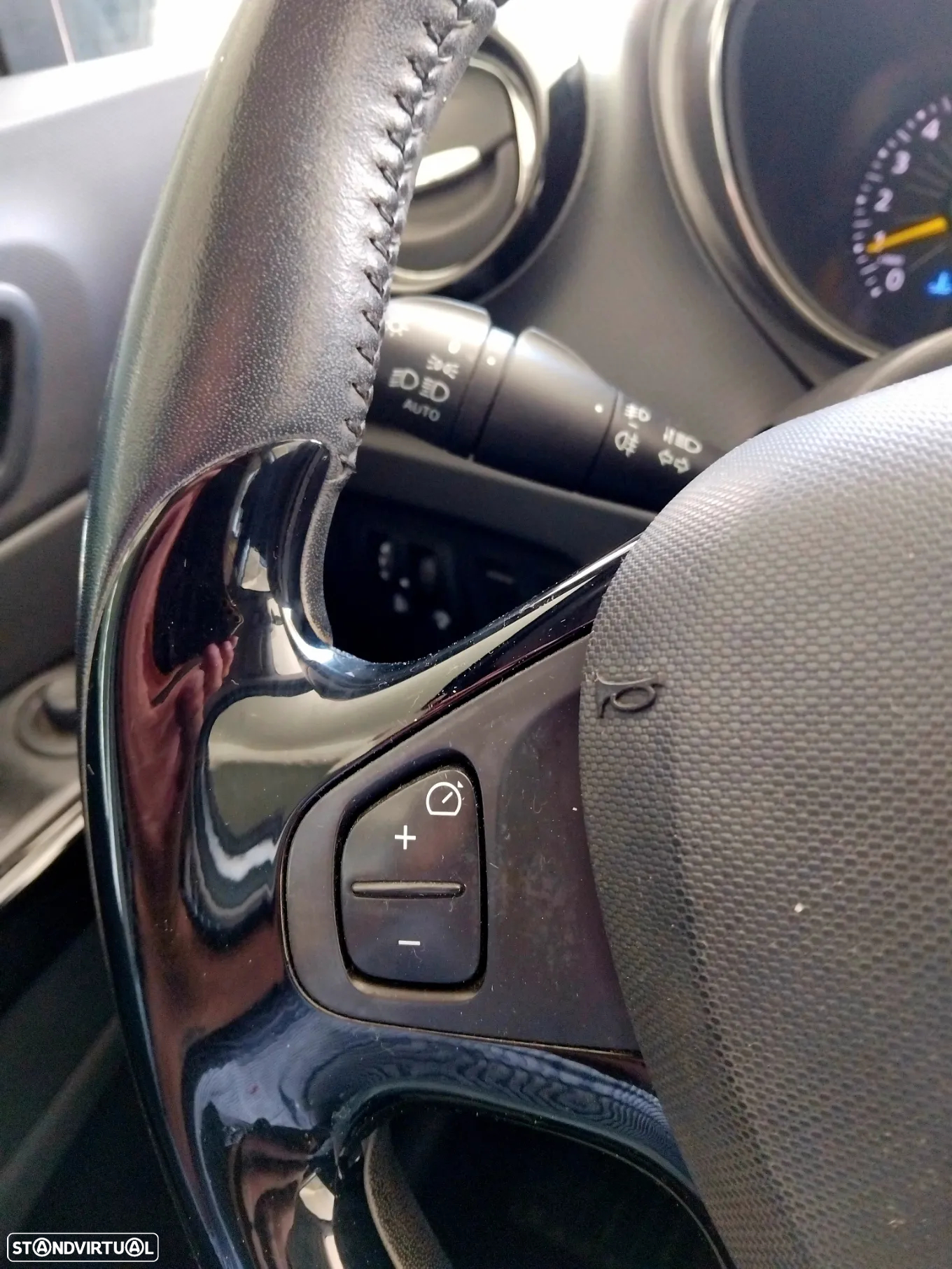 Renault Captur 0.9 TCE - 10