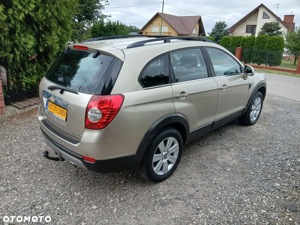Chevrolet Captiva 2.0 d LT high - 13