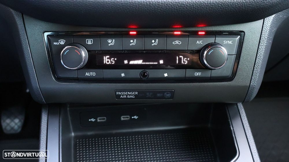 SEAT Ibiza 1.0 TSI FR - 29