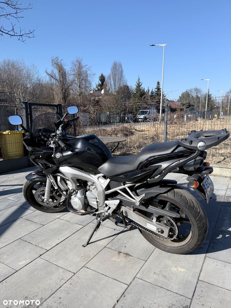 Yamaha FZ6 - 6