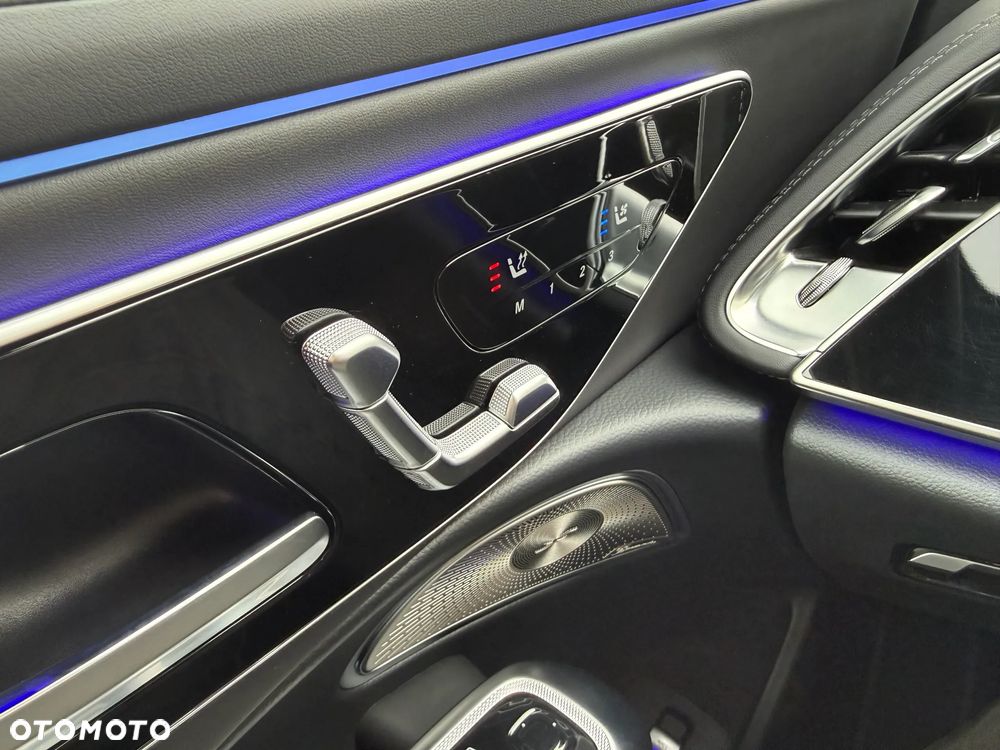 Mercedes-Benz Klasa E 300 de PHEV AMG 9G-Tronic - 24