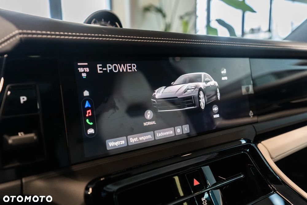 Porsche Panamera 4S E-Hybrid PHEV - 25