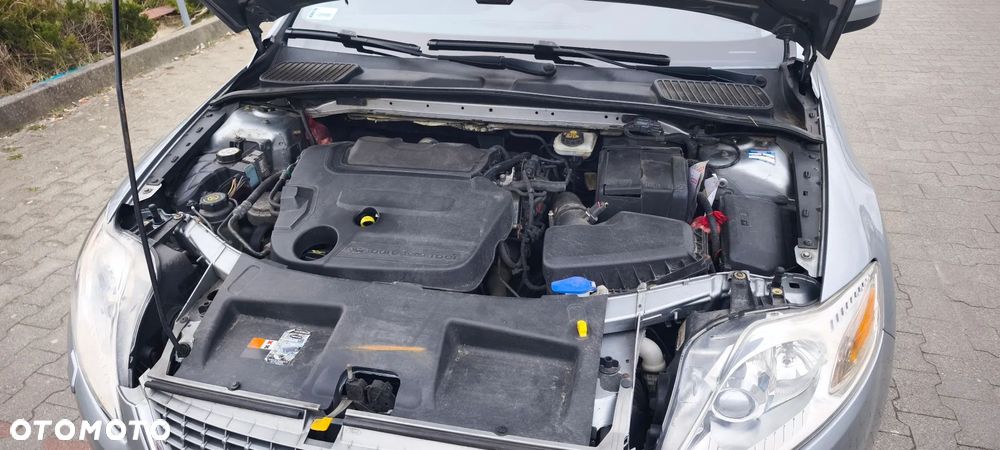 Ford Mondeo 2.0 TDCi Titanium X - 16