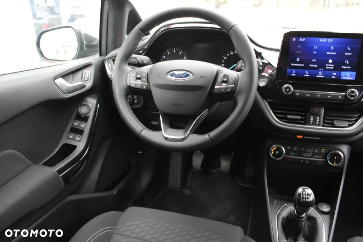 Ford Fiesta 1.0 EcoBoost Hybrid S&S TITANIUM X - 32
