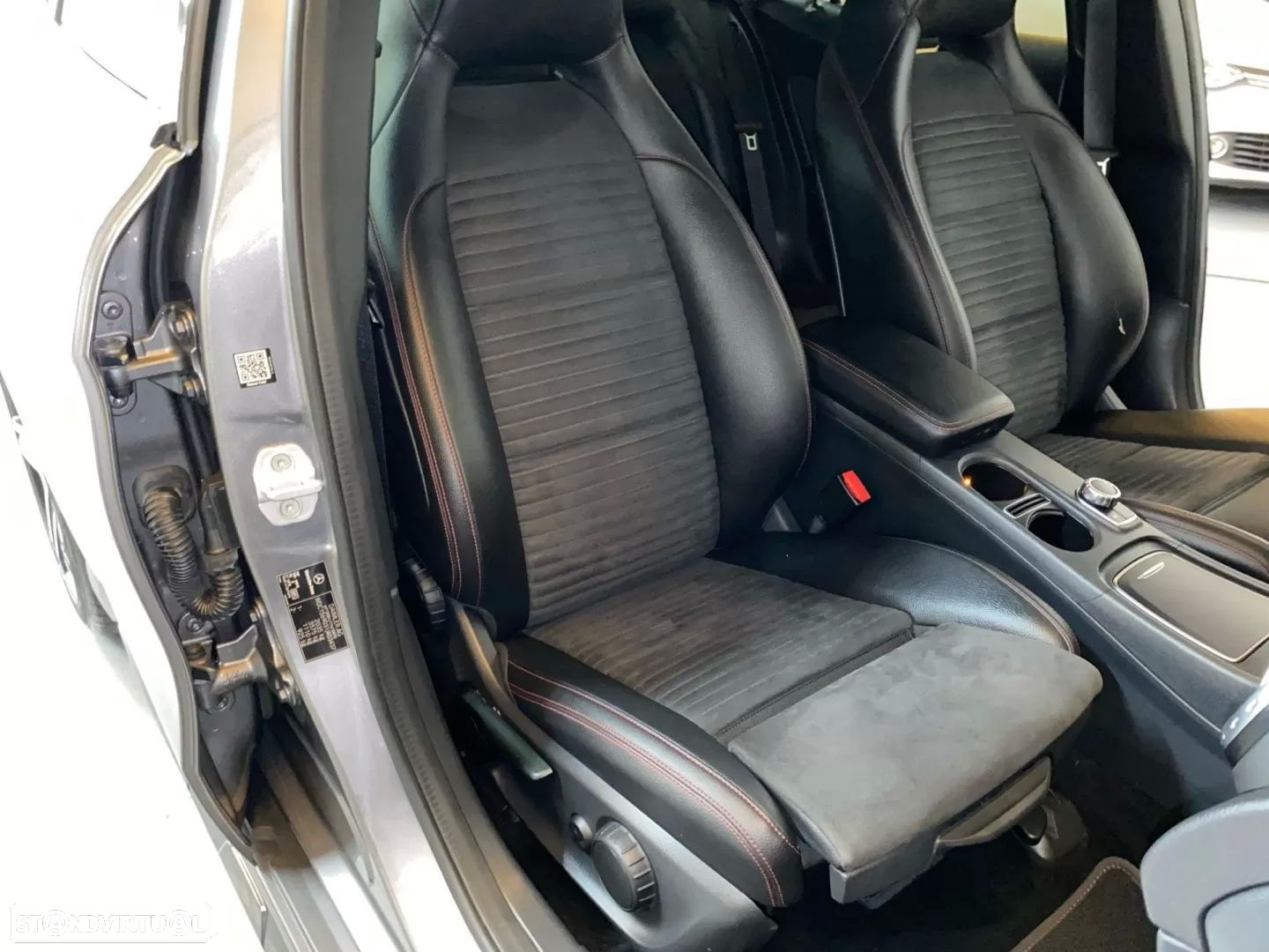 Mercedes-Benz GLA 220 d AMG Line - 17