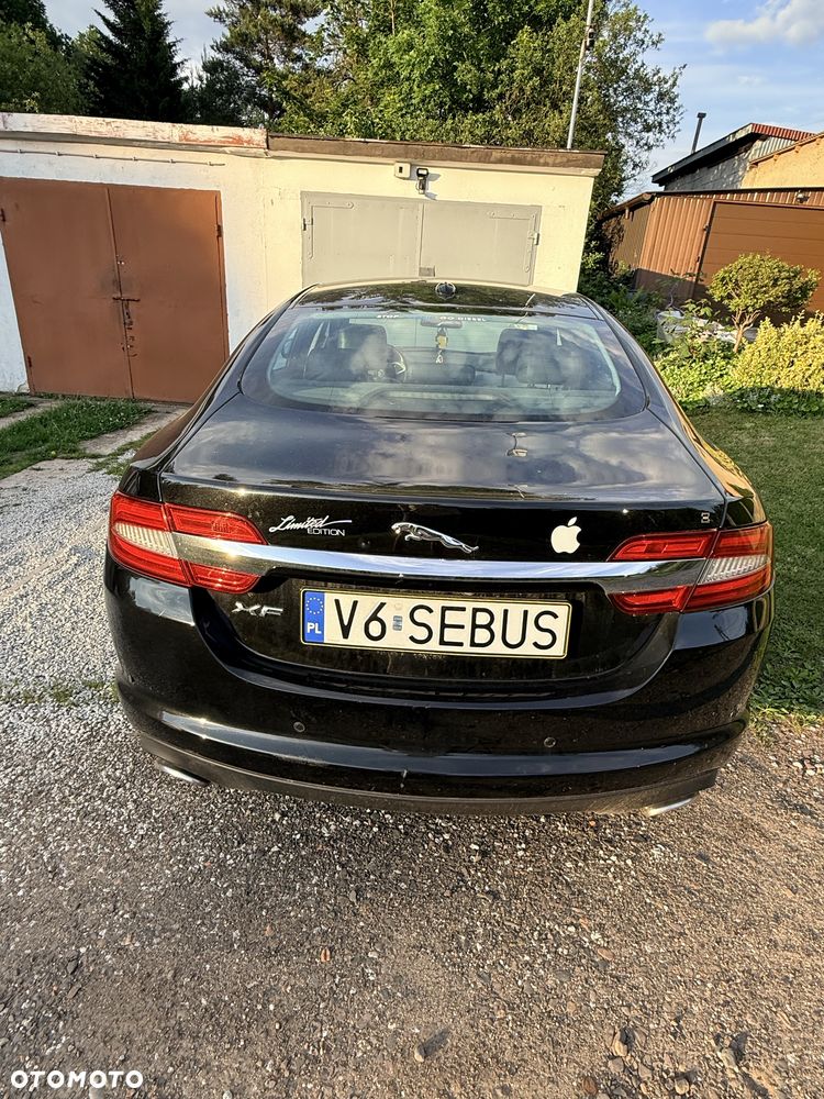 Jaguar XF - 4