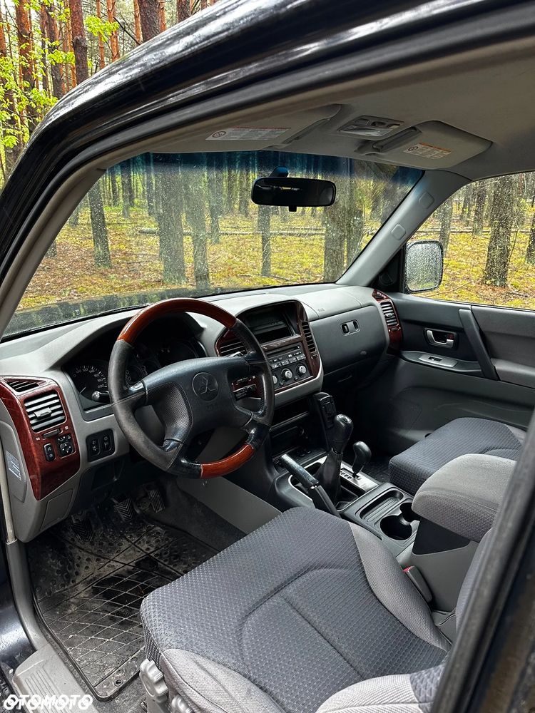 Mitsubishi Pajero 3.2 DI-D Elegance - 8