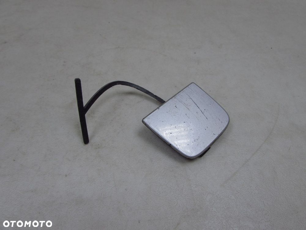 VOLVO C30 06-13 ZASLEPKA HAKA ZDERZAKA PRZOD 30655932 - 2