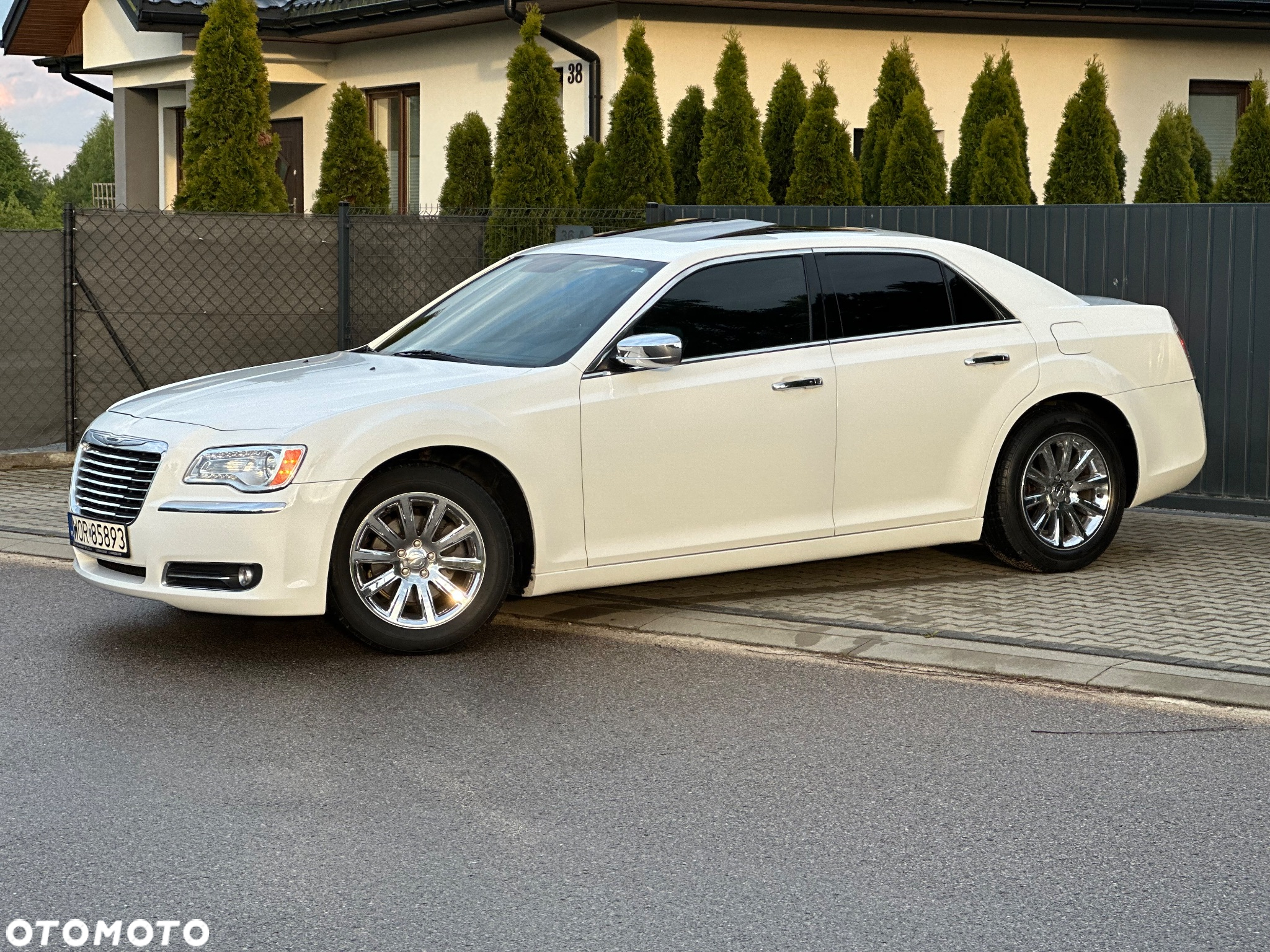 Chrysler 300C 3.5 V6 AWD - 32