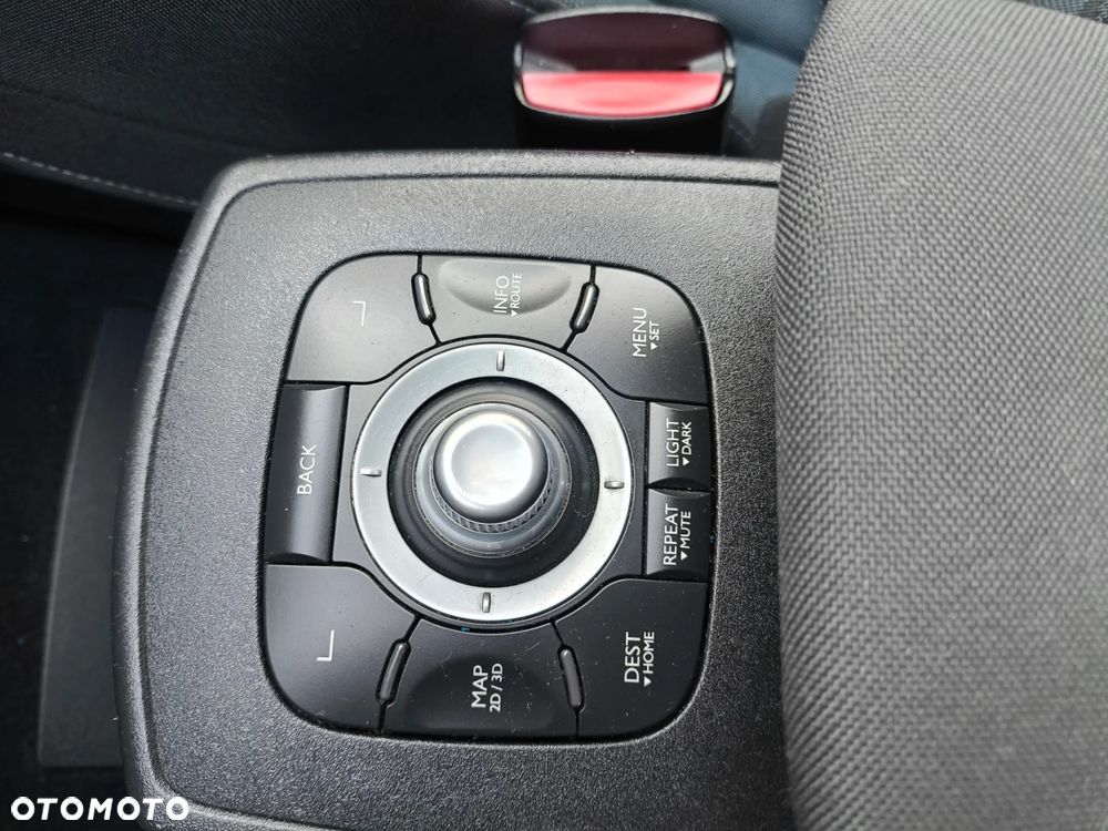 Renault Scenic 1.6 16V 110 TomTom Edition - 16