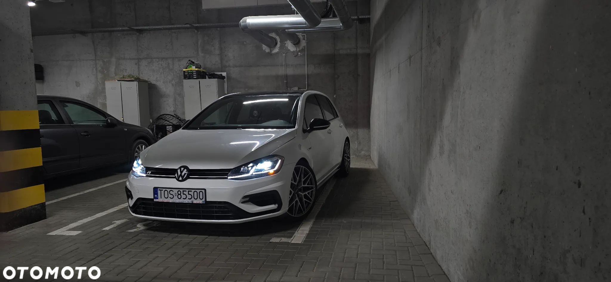 Volkswagen Golf - 23