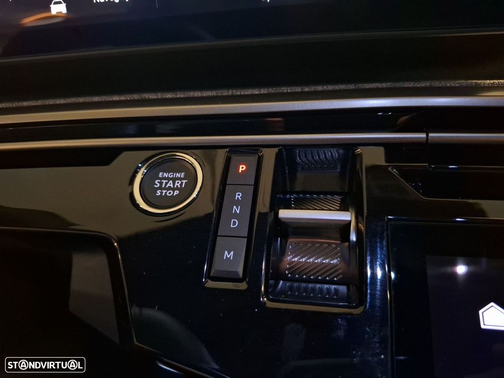 Peugeot 3008 1.2 Hybrid Allure e-DCS6 - 18