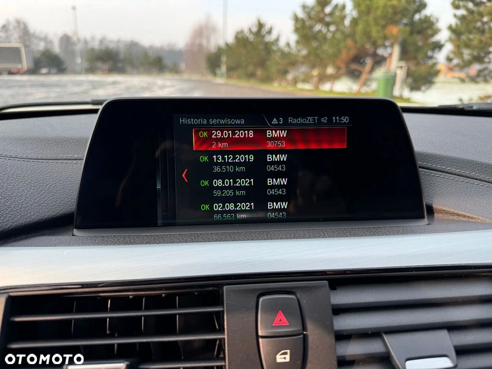 BMW Seria 3 320d Sport Line - 21