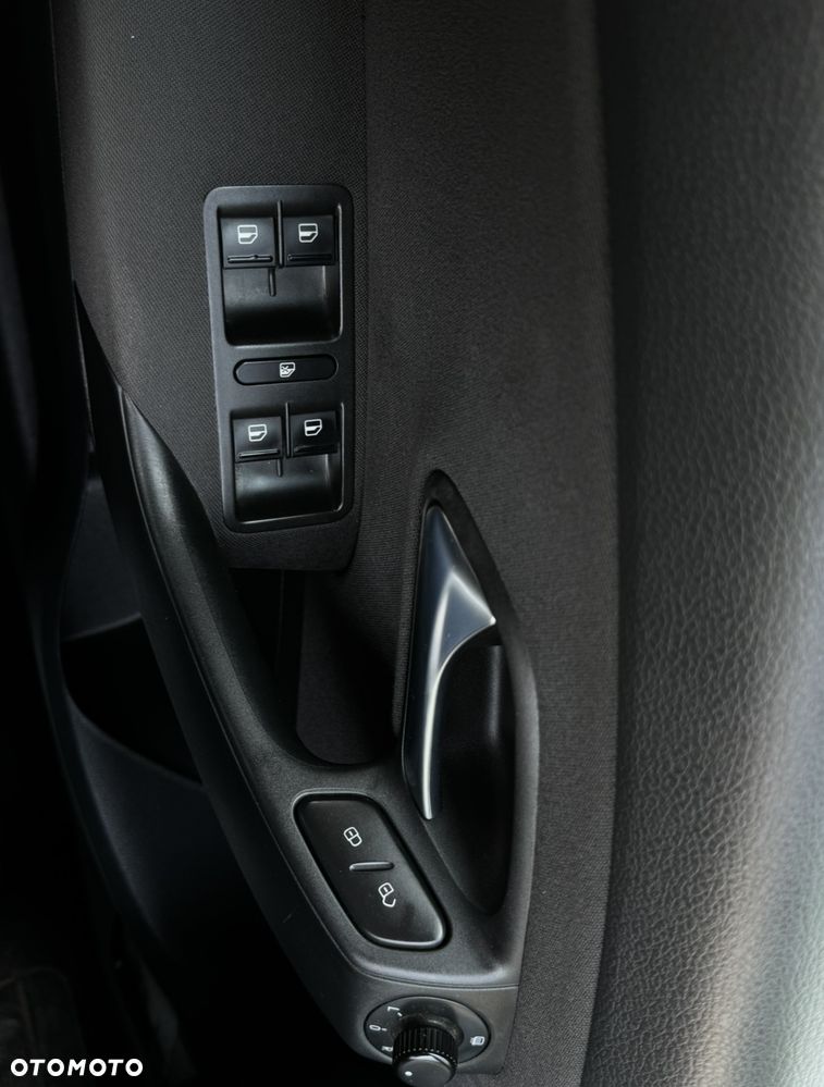 Volkswagen Polo 1.4 Life - 17