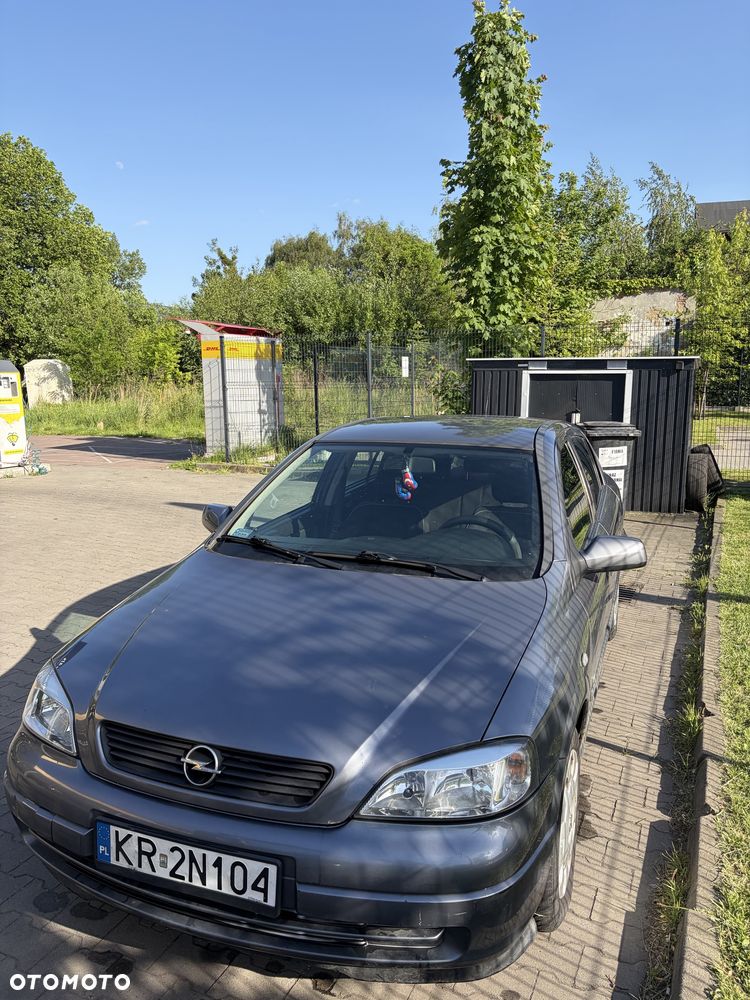 Opel Astra - 2