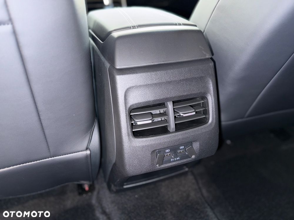 JAC J7 Plus CVT - 17