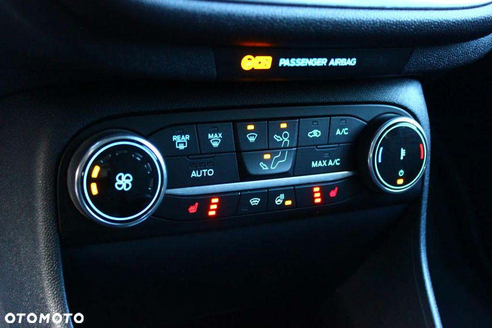 Ford Fiesta 1.1 Titanium ASS - 30