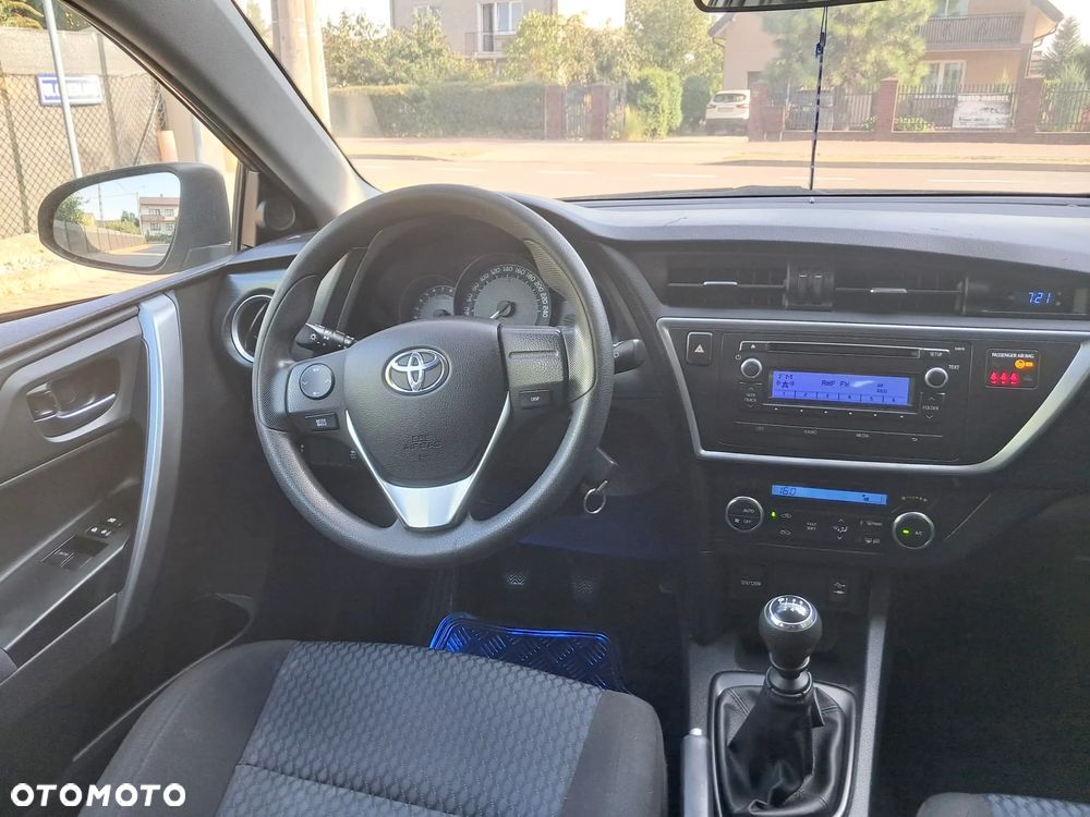 Toyota Auris 1.33 VVT-i Luna - 9