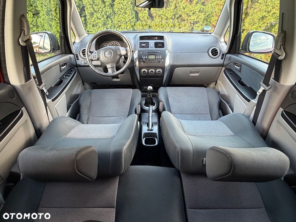 Suzuki SX4 1.6 VVT 4x4 Club - 32