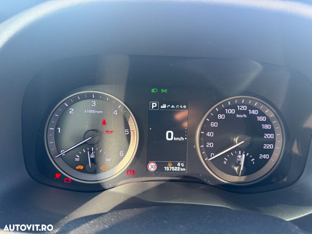 Hyundai Tucson 2.0 CRDI 4WD 6AT Luxury+ - 18