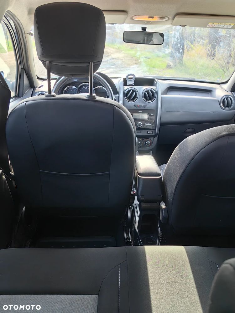 Dacia Duster 1.6 SCe Laureate S&S - 14