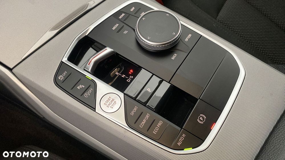 BMW Seria 3 320i xDrive sport - 21
