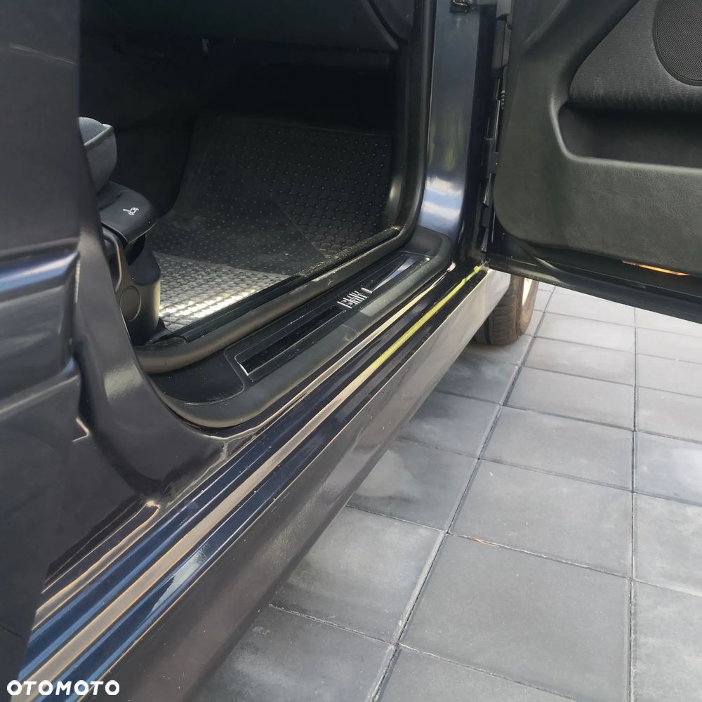BMW Seria 5 525i - 11
