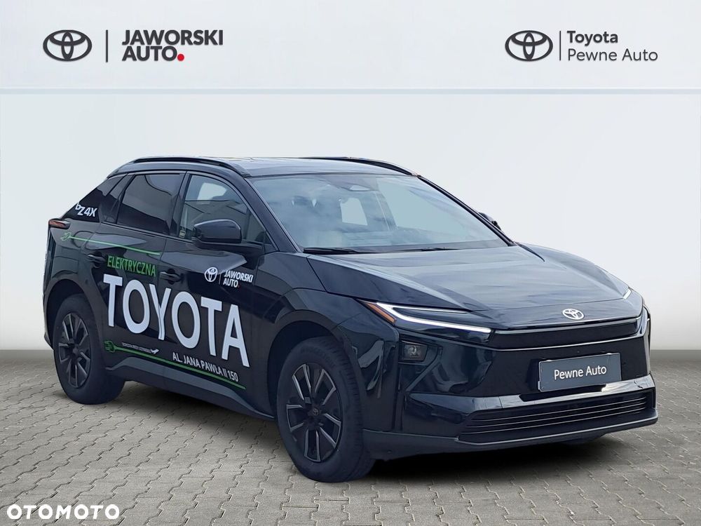 Toyota bZ4X - 4