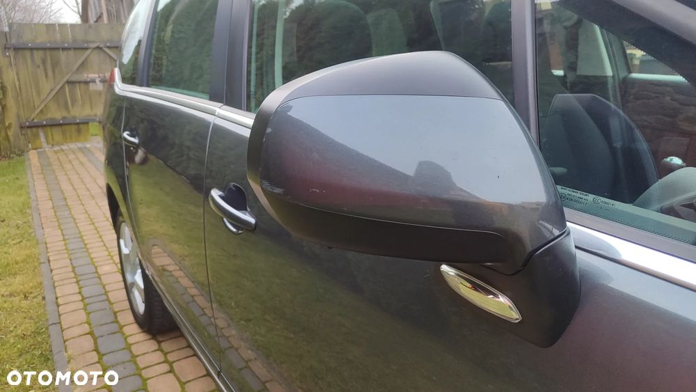 Peugeot 5008 HDI FAP 115 Allure - 11