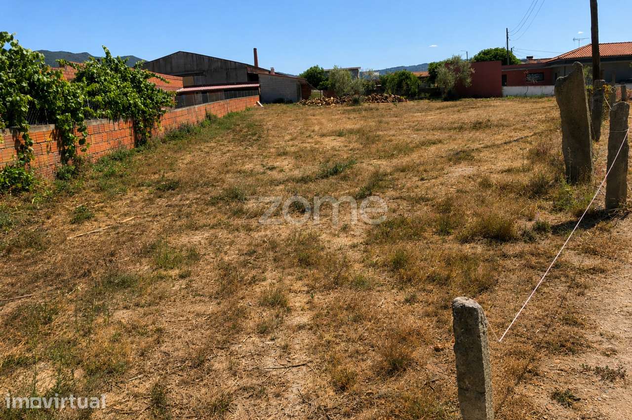 Terreno com 965.200 m² a 5 minutos do centro de Chaves - Grande imagem: 4/5