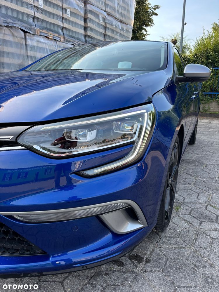Renault Megane TCe 140 GPF GT LINE - 11