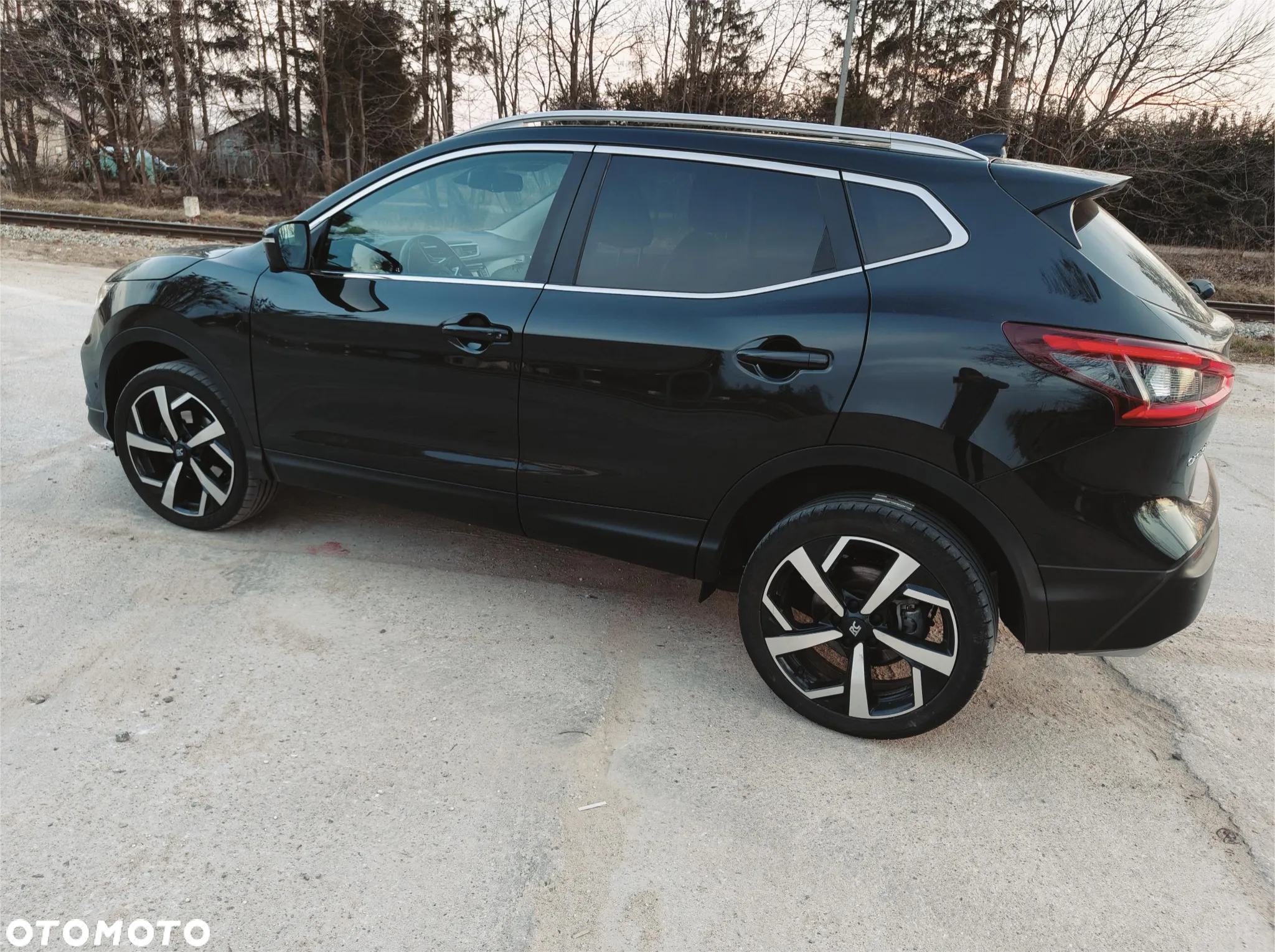Nissan Qashqai - 12